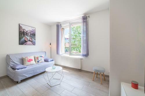 Apartment With Balcony In The City Center