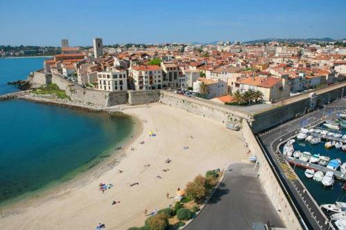 Villa Baln�o Vieil Antibes