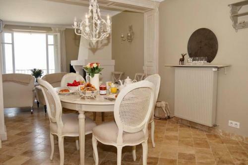 Apartamento Bord de Mer - Ac, Wifi, Chic, Balcony, Sea View