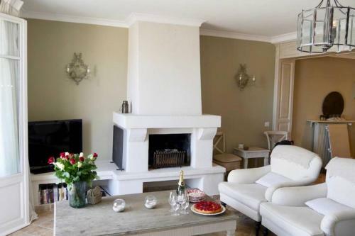 Apartamento Bord de Mer - Ac, Wifi, Chic, Balcony, Sea View
