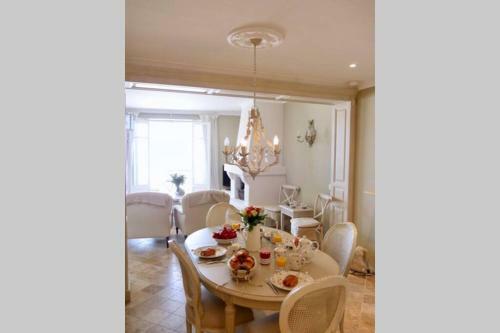 Apartamento Bord de Mer - Ac, Wifi, Chic, Balcony, Sea View