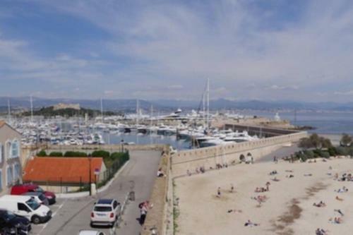 Apartamento Bord de Mer - Ac, Wifi, Chic, Balcony, Sea View