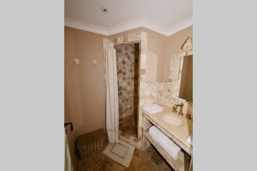 Apartamento Bord de Mer - Ac, Wifi, Chic, Balcony, Sea View