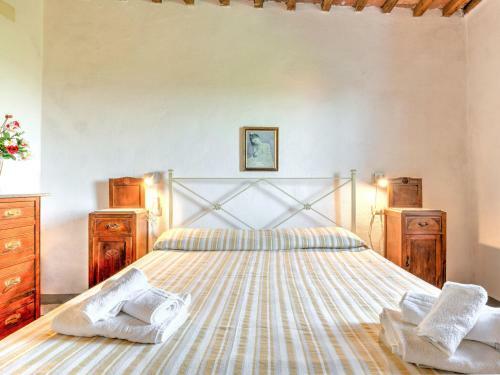 Tranquil Apartment In Boccheggiano With Private Garden