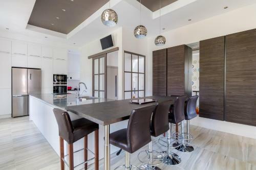 Hostal Private Villa Le Kervan