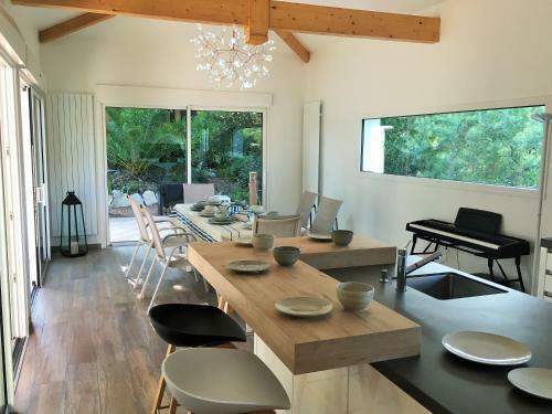 Villa Avec Piscine � 200m de La Plage Pereire