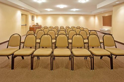 Candlewood Suites Roswell, An Ihg Hotel