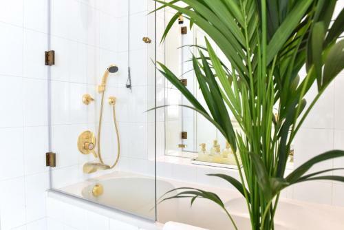 Hostal La Via Romana Boutique Guest House