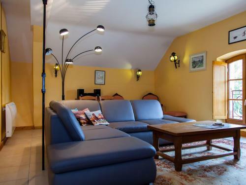 Villa Arthon, 5 Pi�ces, 8 Personnes - Fr-1-591-49