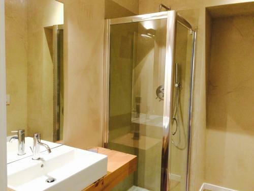 Hostal Moira B&B