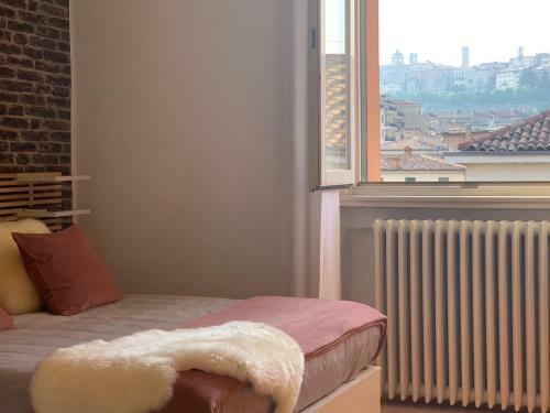 Camozzi Central Apartment