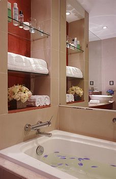 Grand Noble Hotel XI An