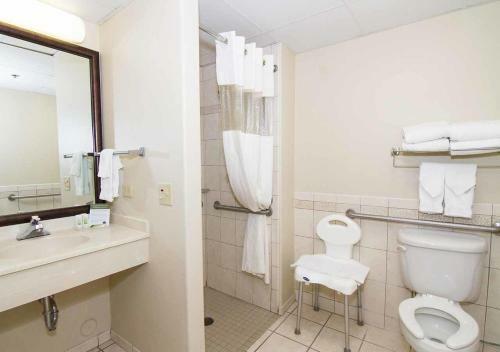 Hotel Americinn Lodge & Suites Peoria