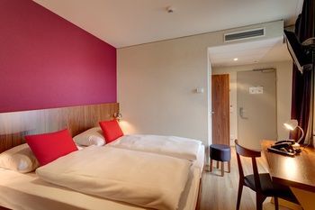 Meininger Hotel Frankfurt Main / Airport