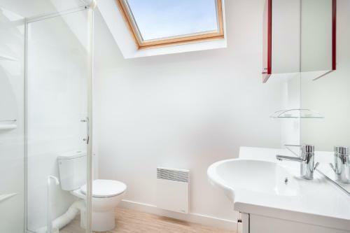 Belle Maison Pour Six Personnes A Arzon
