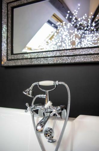 Hostal Le Baptist�re - Adults Only