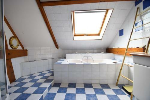 Charmante Maison Familiale Situ� � 20min de Pariscdg