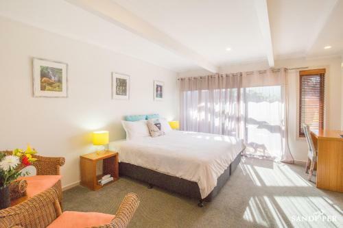 Sandpiper Motel