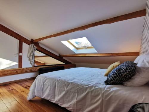 Cottage Les Pyr�n�es Au Bord de L'eau
