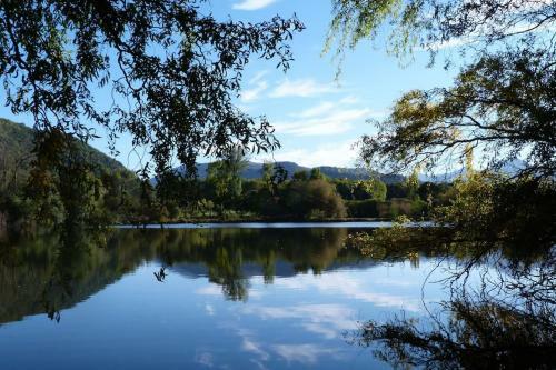 Cottage Les Pyr�n�es Au Bord de L'eau