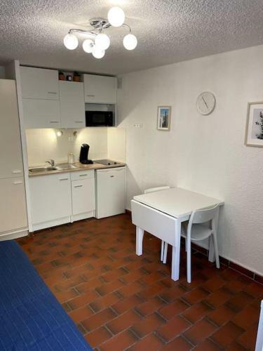 Apartamento Beau Studio Au Coeur de Bandol -