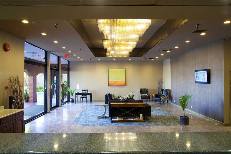 Redac Gateway Hotel Torrance