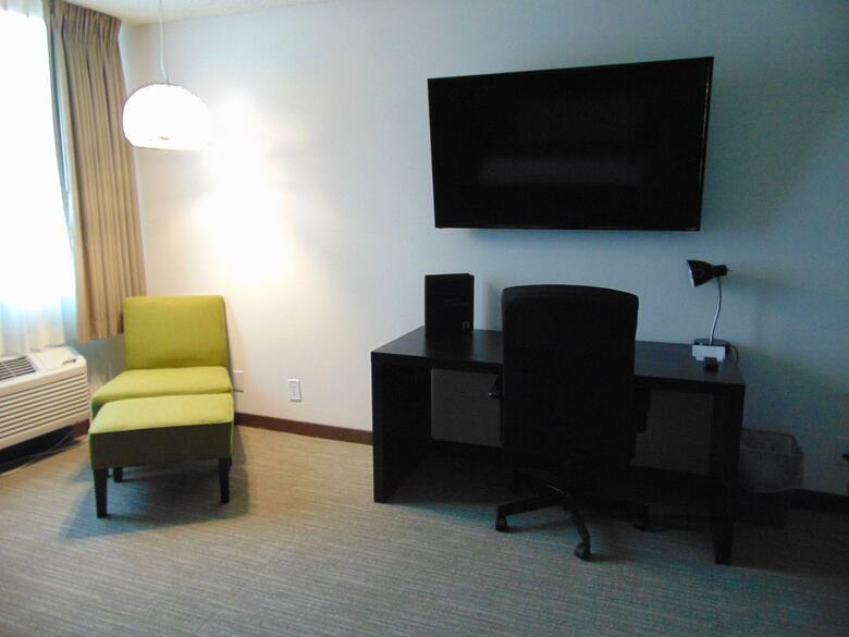 Redac Gateway Hotel Torrance