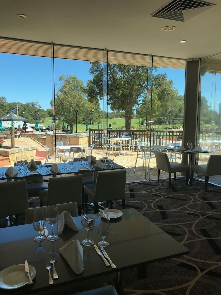 Hotel Novotel Vines Resort Swan Valley