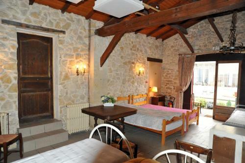 Hostal G�te D'�tape Dortoir Ch�teau Saint Vincent