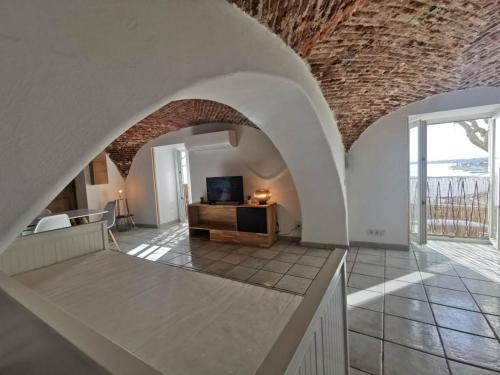 Apartamento Studio Bastia, 1 Pi�ce, 4 Personnes - Fr-1-650-5