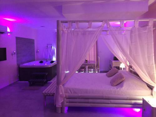 Hostal La Paillote Exotique Spa