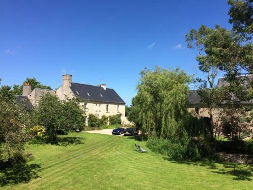 Le Manoir Des Doyens Loft Apartment - Sleeps 8