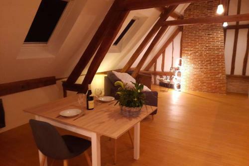 Apartamento Loft de Charme � 150m de La Cath�drale