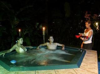 Copacabana Hotel And Suites