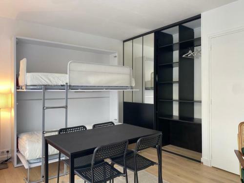 Apartamento Cmg - Cosy Studio Rez-de-jardin - 200m de La Plage