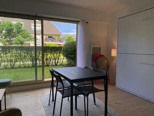 Apartamento Cmg - Cosy Studio Rez-de-jardin - 200m de La Plage