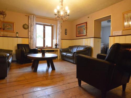 Holiday Home Maison de La Creuse Celles Sur Plaine