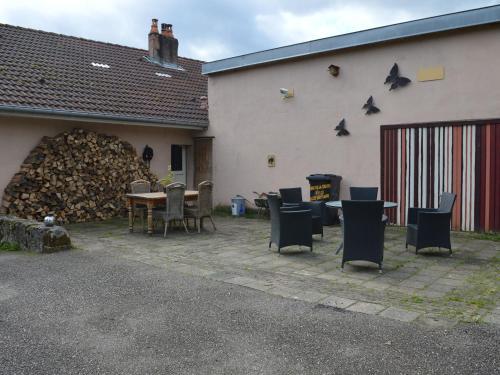 Holiday Home Maison de La Creuse Celles Sur Plaine