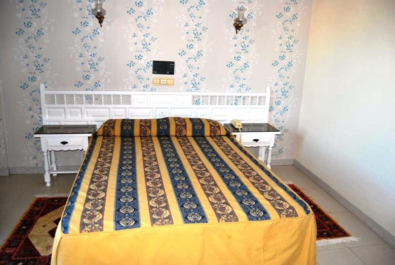Hotel Ton