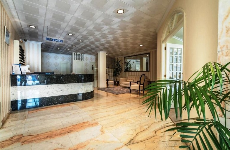 Hotel Ton