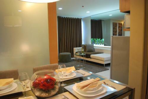 Aparthotel Bsa Twin Towers