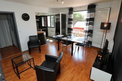 Apartamentos Joli T3 En Duplex Tout �quip�