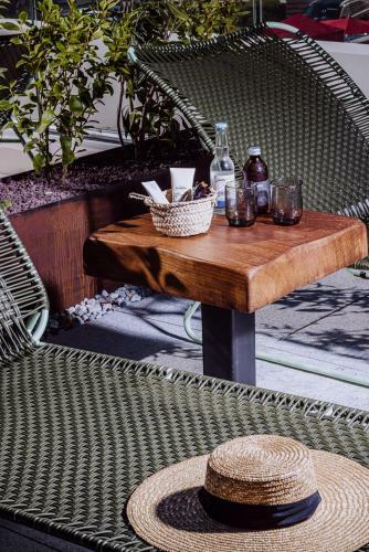 Hotel Le Garage Biarritz H�tel Nouvelle Ouverture