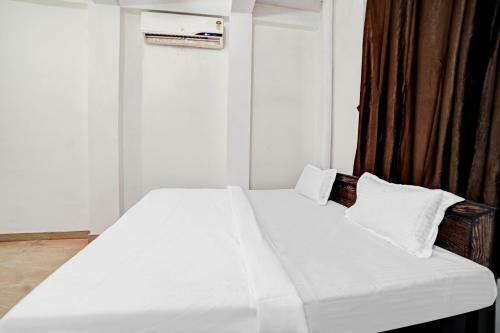 Oyo Flagship 83398 Hotel Relax Inn