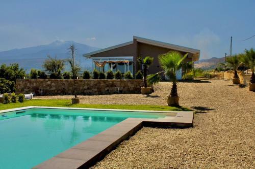 Villa Mida