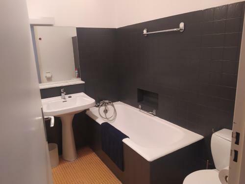 Apartamento Appartement Studio Biarritz Avec Terrasse Piscine Et Parc
