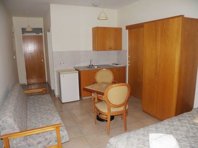 Valana Hotel Apartments