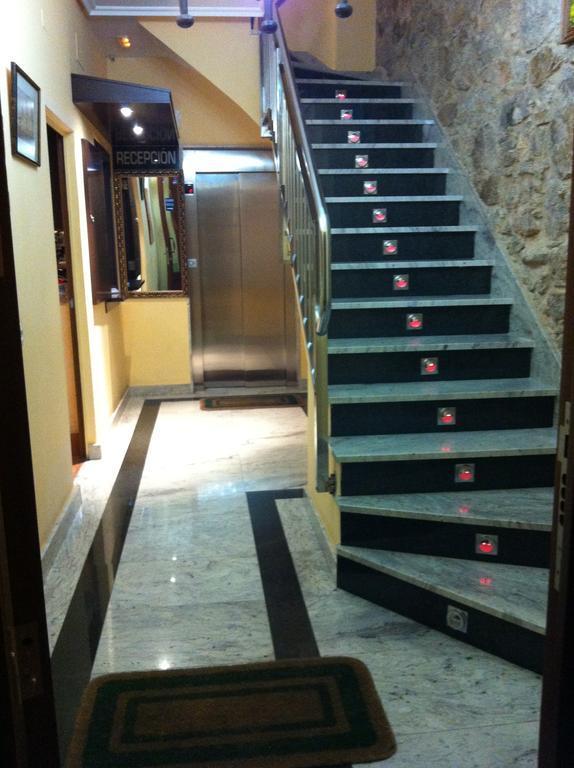 Hostal Hotil