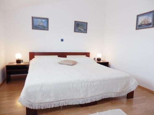 Apartments Med - With Terrace