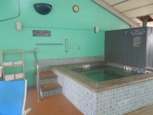 Seahawk Motel
